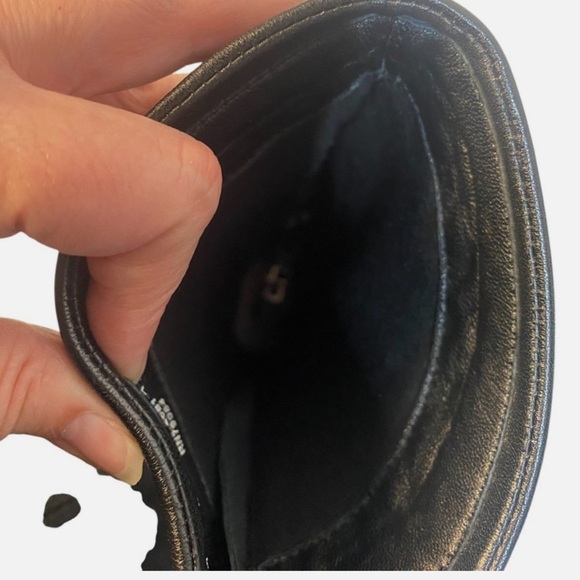 Black Leather Quilted Boots Mid Calf Minimalist Moto Style Back Zip 7.5 EUC - Picture 8 of 11